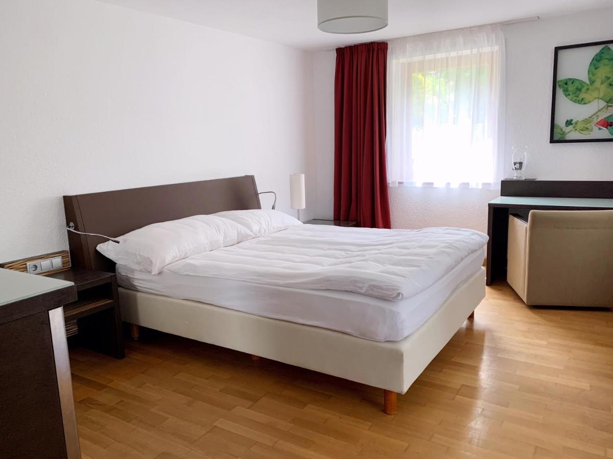 Ferienwohnung Mit Terrasse Altensteig Bagian luar foto